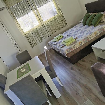 Vrnjačka Banja Apartmani Manila, Terme-Popust, Akva Park-Popust, Garazno Mesto מראה חיצוני תמונה